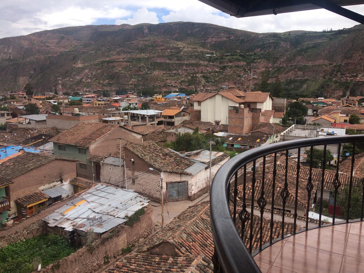 Hotel Quilla House 2 Urubamba Exterior photo